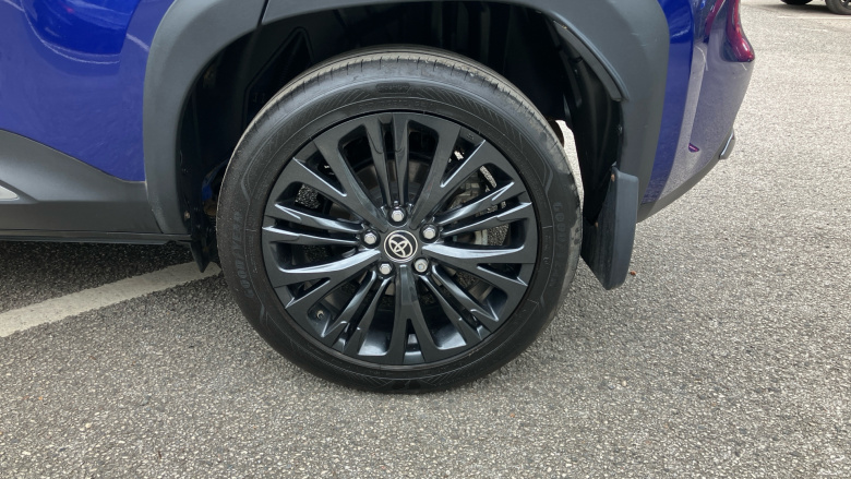 Toyota Yaris Cross 1.5 Hybrid Dynamic AWD 5dr CVT Hybrid Estate